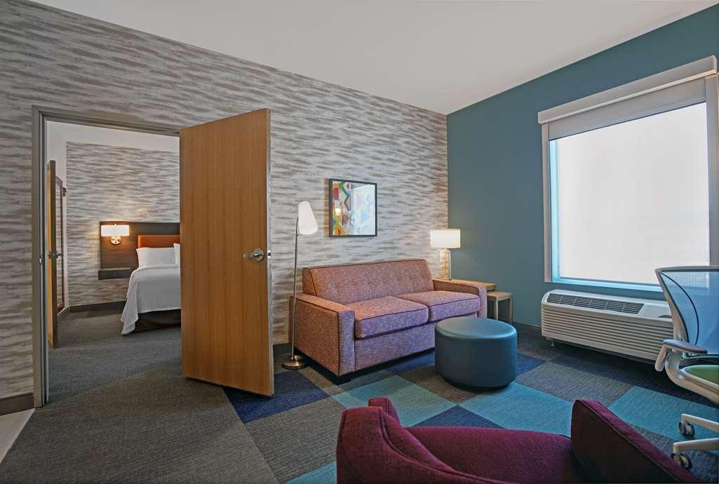 Home2 Suites By Hilton Yuma Pivot Point Room photo